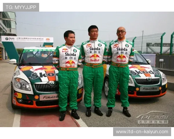 自行车队展开速度专项训练,队内竞争愈发激烈 自行车队展开速度专项训练,队内竞争愈发激烈